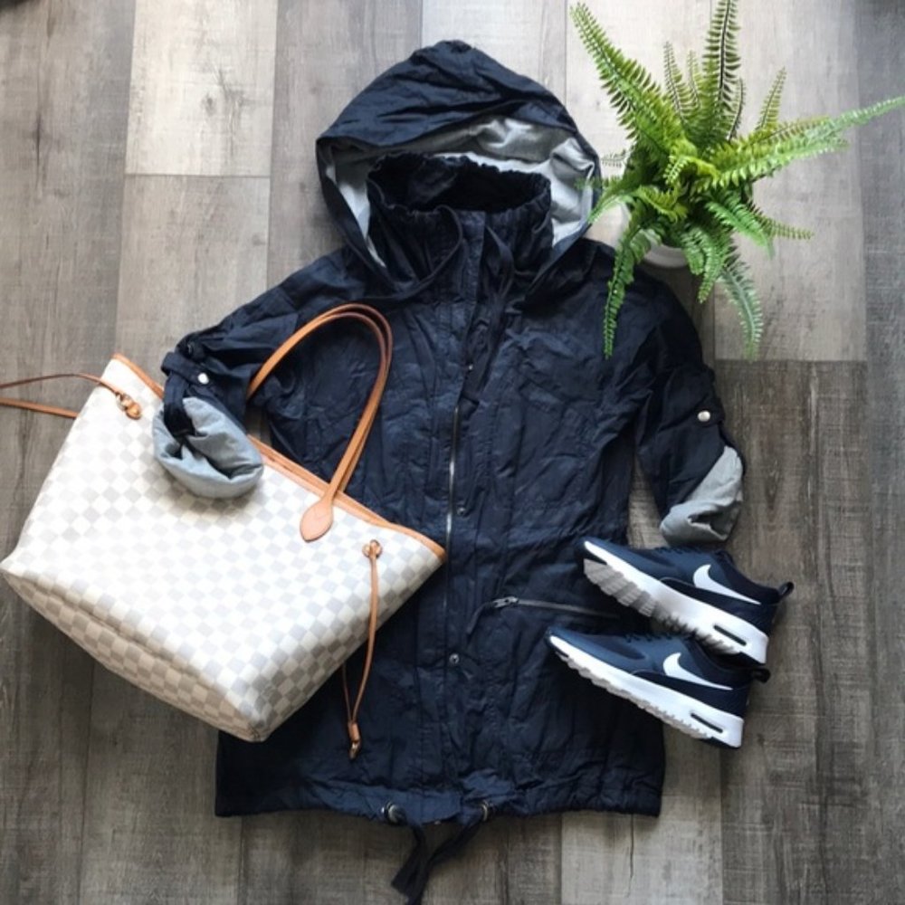 LE CHATEAU JACKET